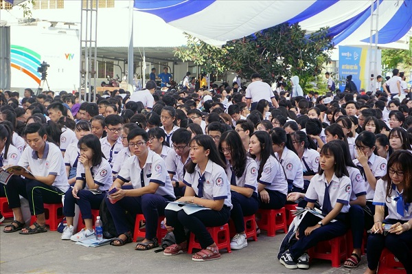 Học sinh tham gia tư vấn tuyển sinh năm 2019 tại Bạc Liêu