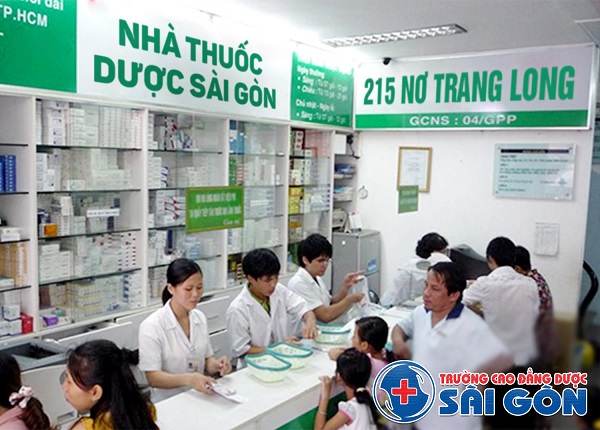 Trường Cao đẳng Dược Sài Gòn đào tạo Dược sĩ nhà thuốc chuyên nghiệp