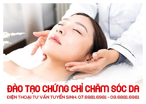 Trường Cao đẳng Dược Sài Gòn đào tạo KTV chăm sóc da uy tín